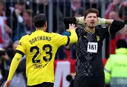 曼城遭遇失利,积分榜上被降到第三名(曼城主客场积分全部冠绝英超 再拿11分即可夺冠) 曼城遭遇失利,积分榜上被降到第三名(曼城主客场积分全部冠绝英超 再拿11分即可夺冠)