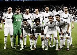 一匹马陷进泥潭叫来马群 一匹马陷进泥潭叫来马群