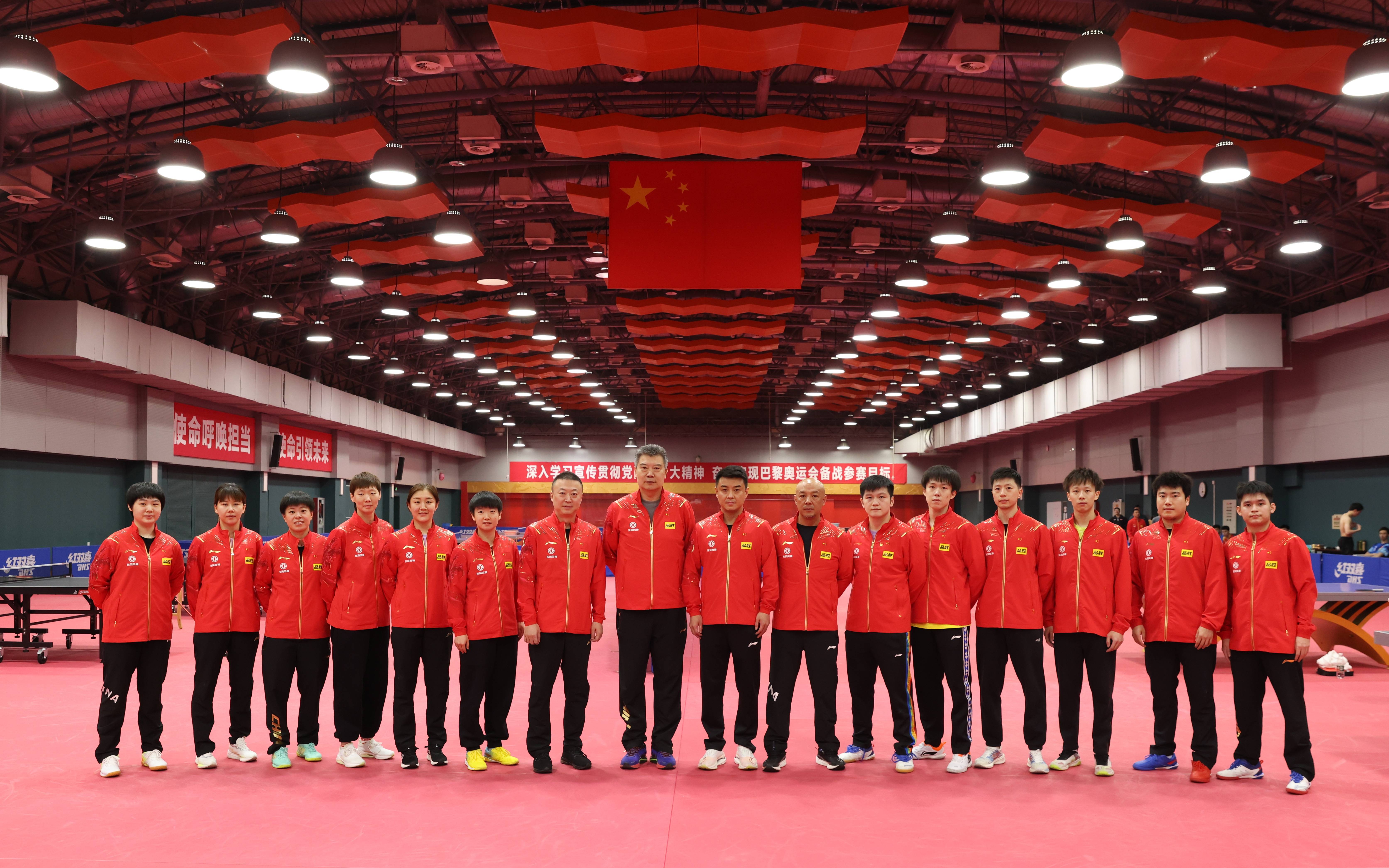 顶尖球队在比拼中展现出非凡实力 顶尖球队在比拼中展现出非凡实力