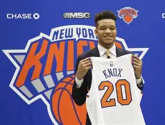 尼克斯新秀各方面能力完善，逐渐融入球队体系(尼克斯选秀)