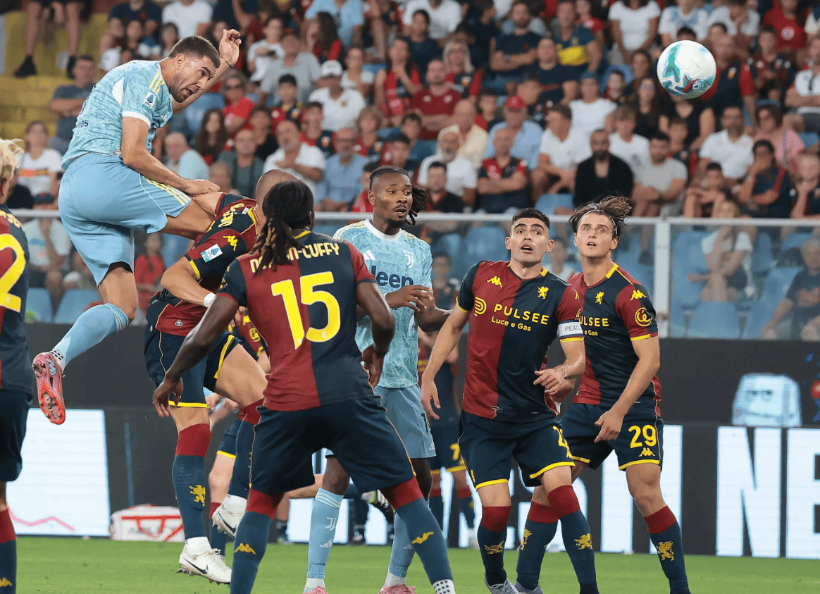 包含那不勒斯客场大胜热那亚，因西涅奉献两助攻的词条